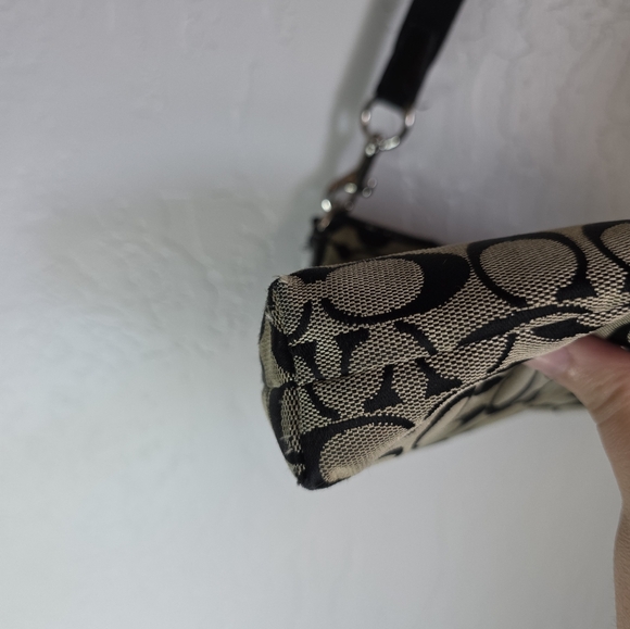 Coach Payton Signature Crossbody Black and Tan Purse M1332 - Picture 6 of 12